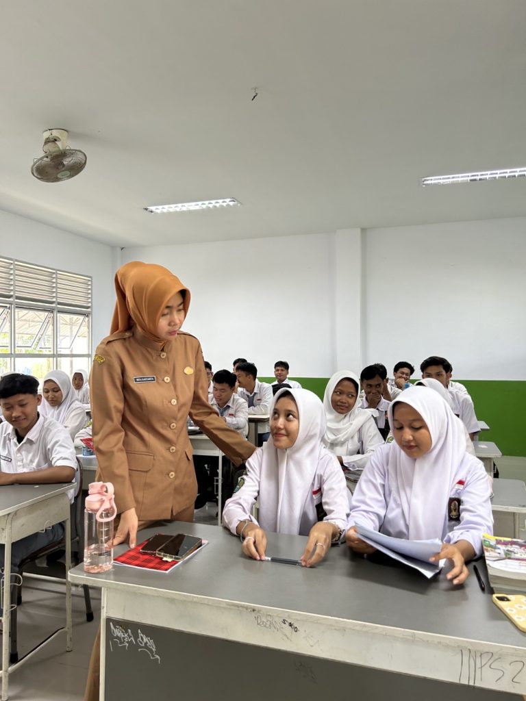 Sekolah Gratis Kalbar