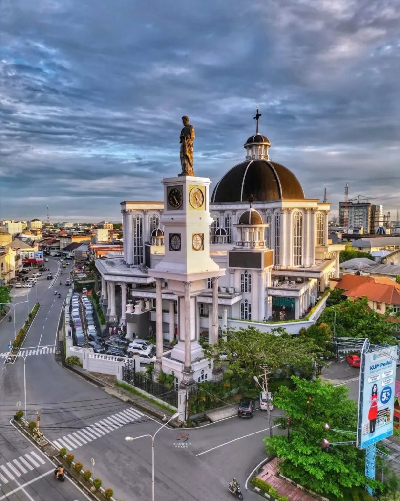 Gereja Katedral Santo Yoseph Pontianak