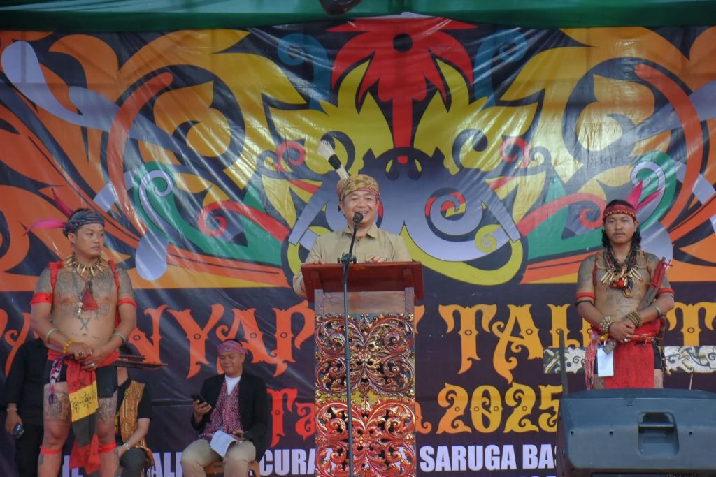 Gawai Nyapat Taunt
