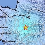 Gempa bumi magnitudo 5,3 mengguncang Kabupaten Sintang, Kalimantan Barat, Jumat dini hari. BMKG menyebut gempa dangkal itu dipicu aktivitas Sesar Sadang.