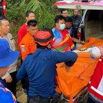 Update evakuasi PK-CFX: seluruh korban berhasil dievakuasi dan tiba di Pontianak. Proses berlangsung dramatis dari medan ekstrem hingga jalur udara.