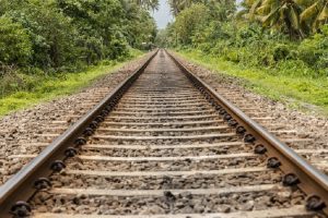 Pemerintah tengah menyiapkan rencana pembangunan jaringan kereta api sepanjang 2.772 kilometer di Pulau Kalimantan guna meningkatkan konektivitas antarwilayah sekaligus memperkuat distribusi logistik.