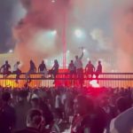Kericuhan di Stadion Lukas Enembe Jayapura terjadi usai Persipura kalah 0-1 dari Adhyaksa FC. Kekalahan menjadi pemicu utama aksi suporter.