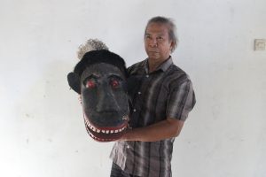 Topeng Loncek Kubu Raya